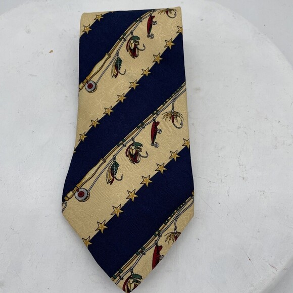 Tommy Hilfiger Neck Tie Fishing Lures 100% Italian Silk Made in USA Blue Cream - Picture 1 of 5